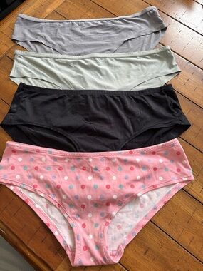 Women’s Used Large Panties Set of 4